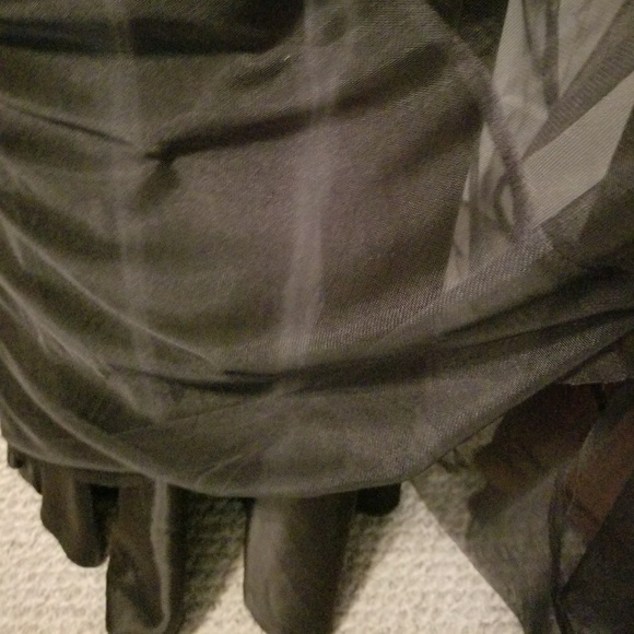 Sleeveless Floor length evening dress - Picture 5 of 6